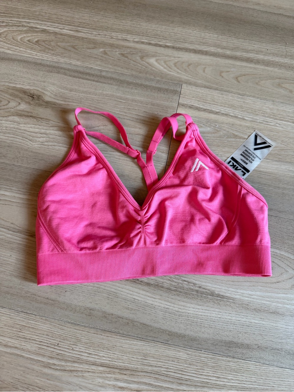 Women's Pink Seamless V-Neck Bralette